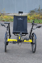 Load image into Gallery viewer, Performer Hero