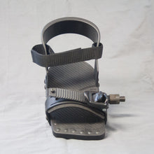 Load image into Gallery viewer, Plastic Adaptive Pedal with 1/2&quot; adapter for most home exercisers
